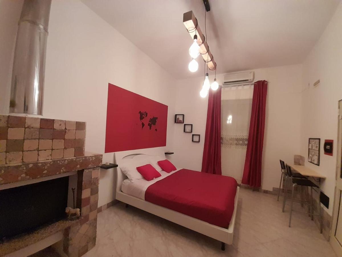First House Villa Brindisi Bagian luar foto